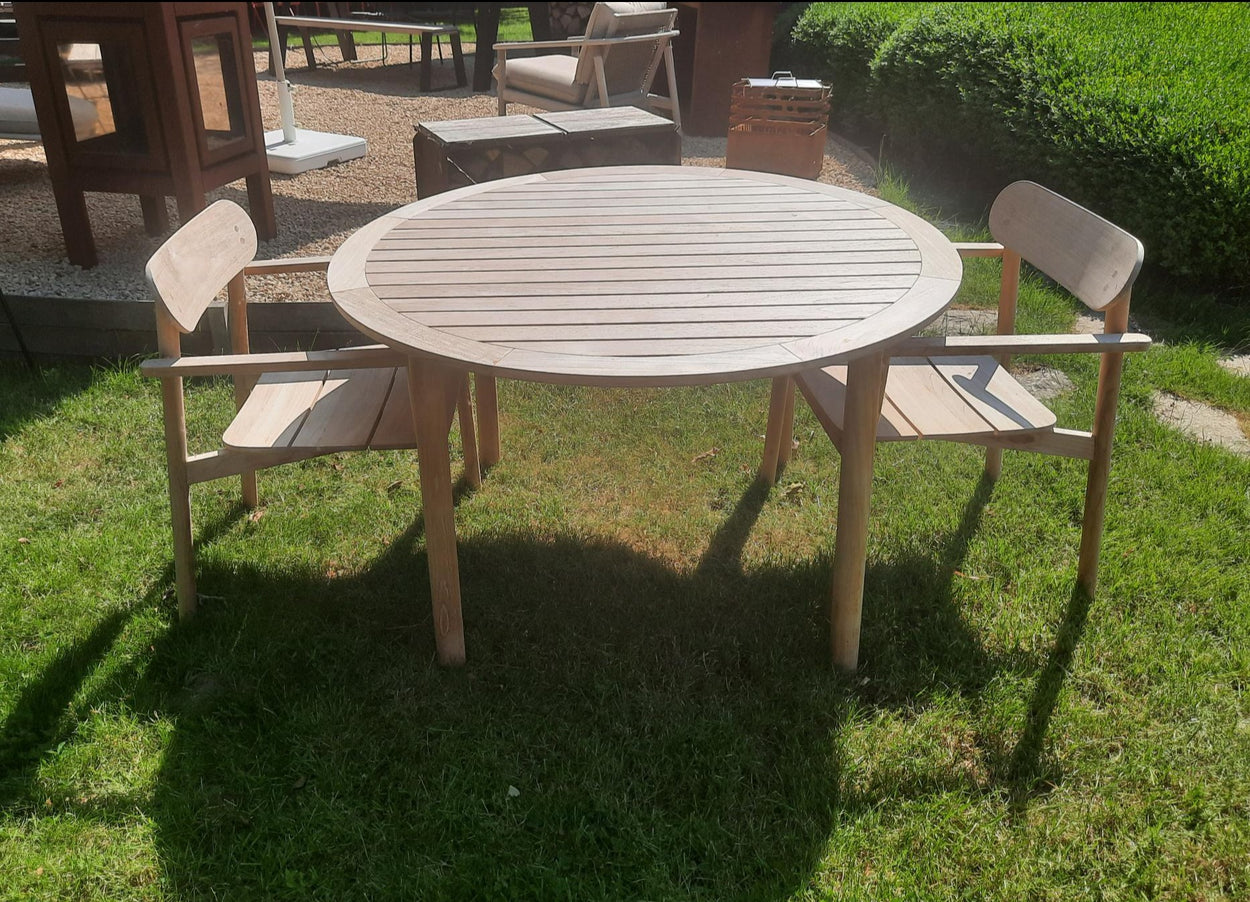 Set Sam dining table Ø120cm en 2x Freya stoel