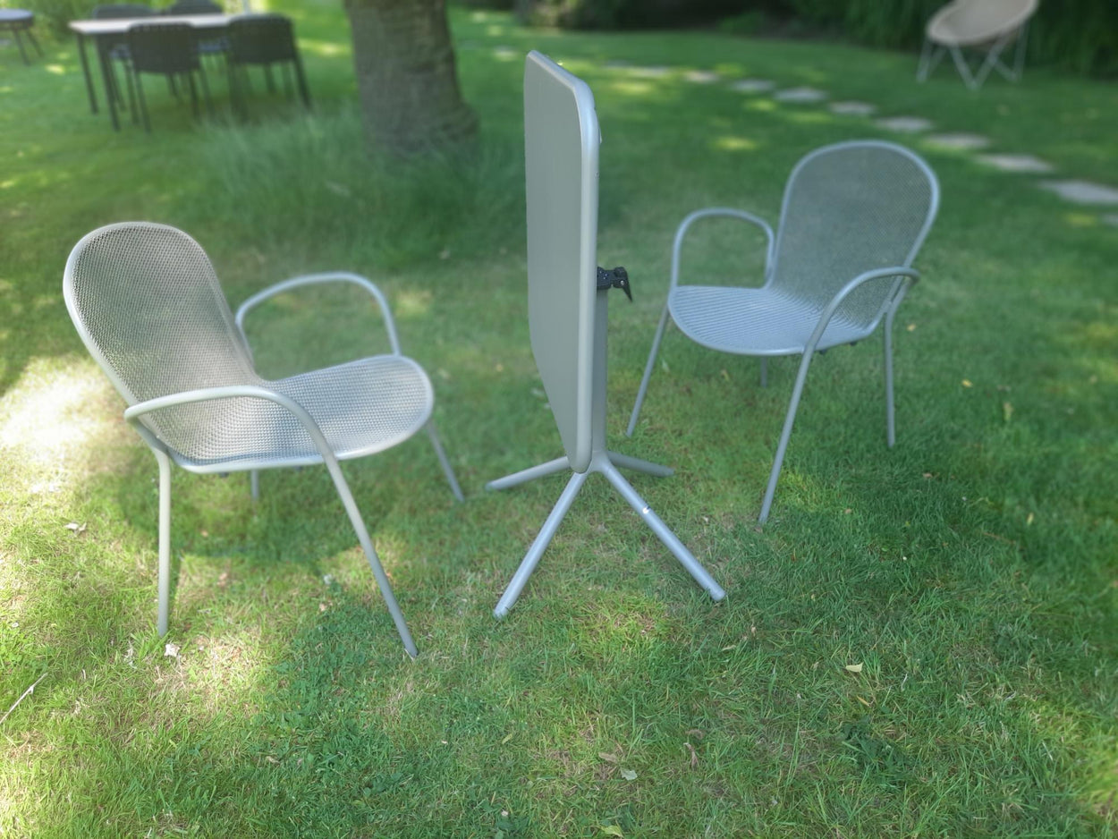 Set Grace tafel 70x70 met afgeronde rand en Ronda X armchair x2