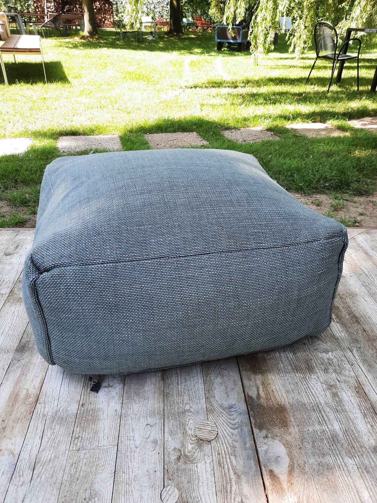 Dotty Poef Small out/indoor - Turquoise