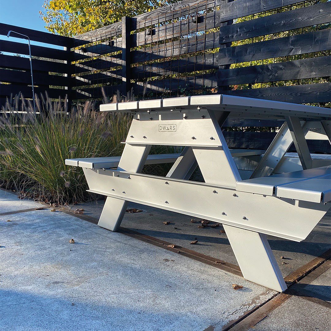 Picknick table 280