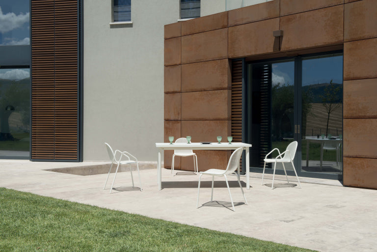 Set Darwin tafel 80x80 / Nova armchair x4