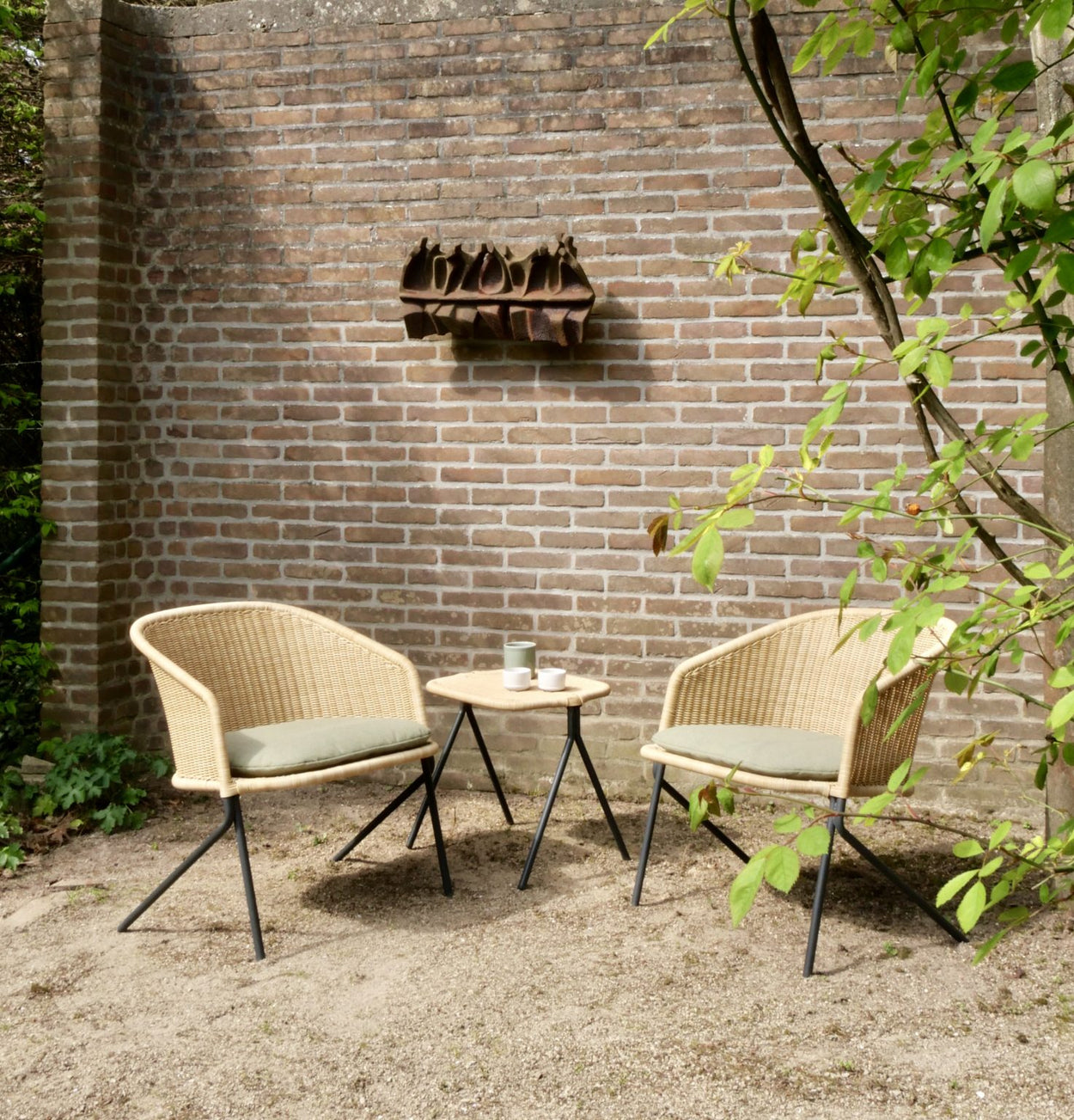 Kaki Lounge chair