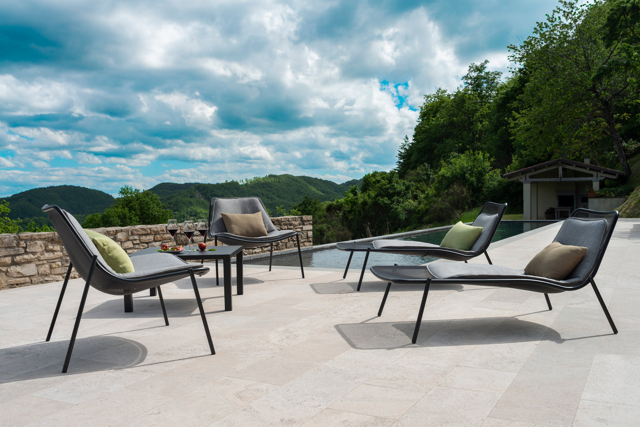 Set Round Lounge chair x2 + Terramare smart table - Black