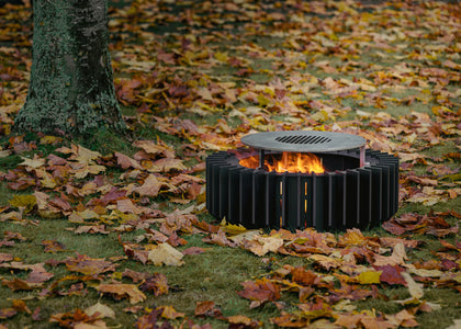 Anemone Lounge Wood - 2 sizes - corten of black