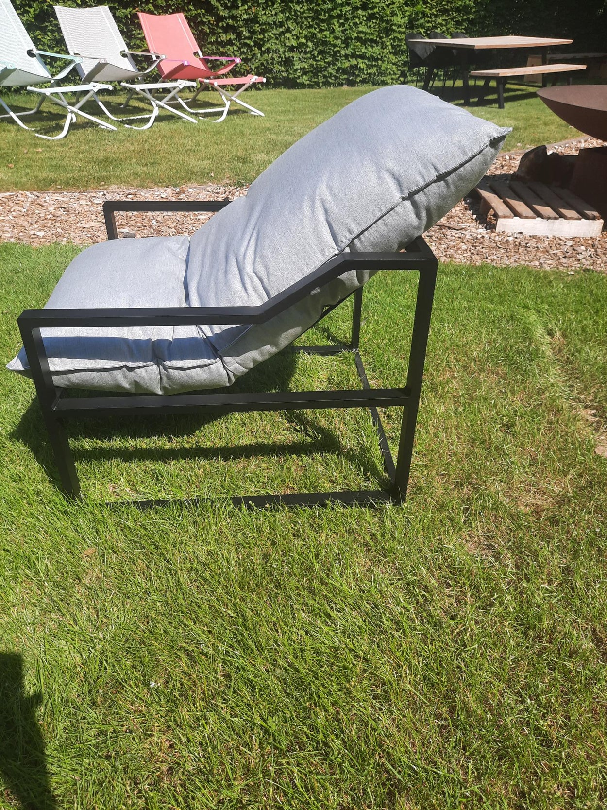 Framed Single Sofa - Grijs