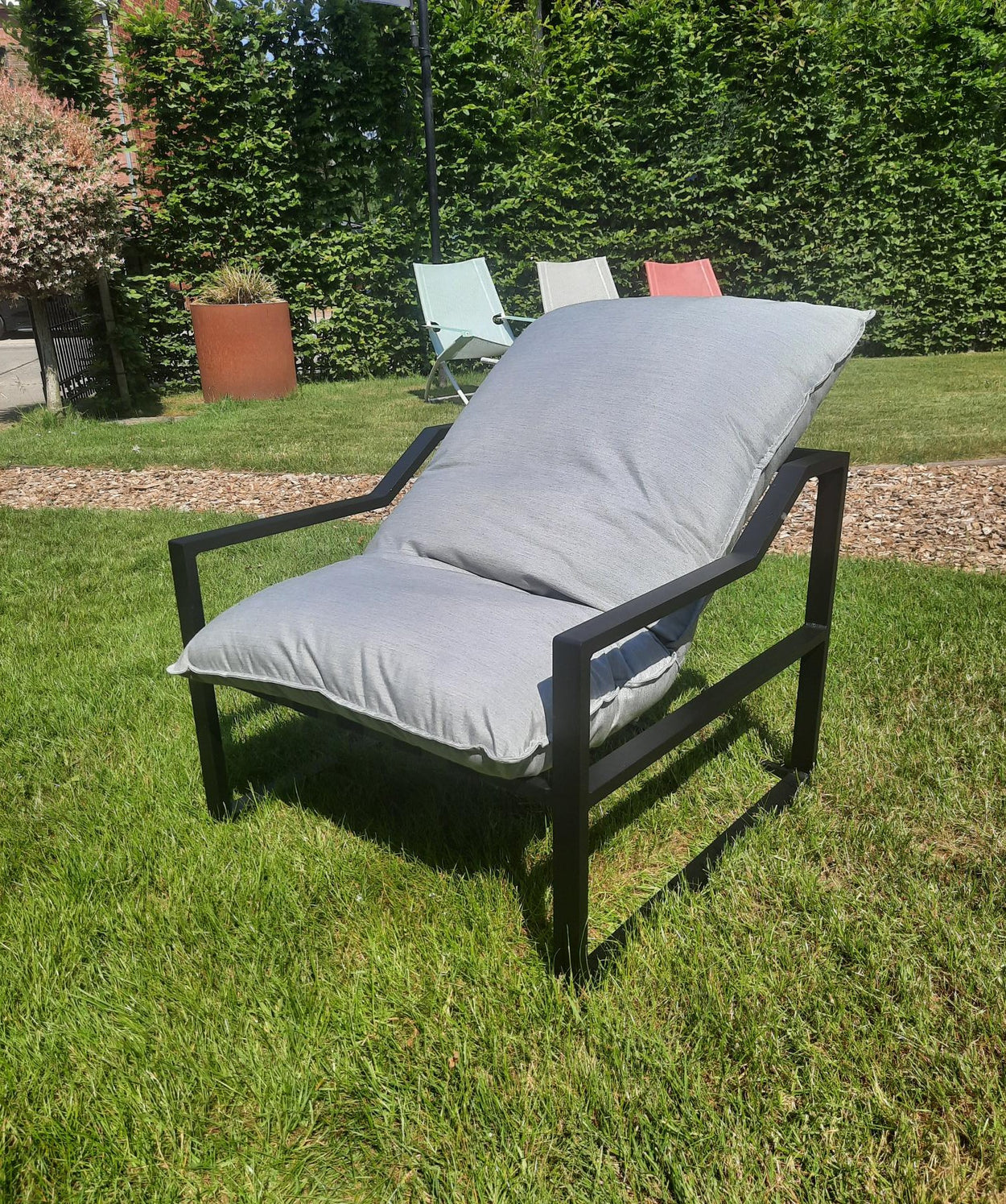 Framed Single Sofa - Grijs