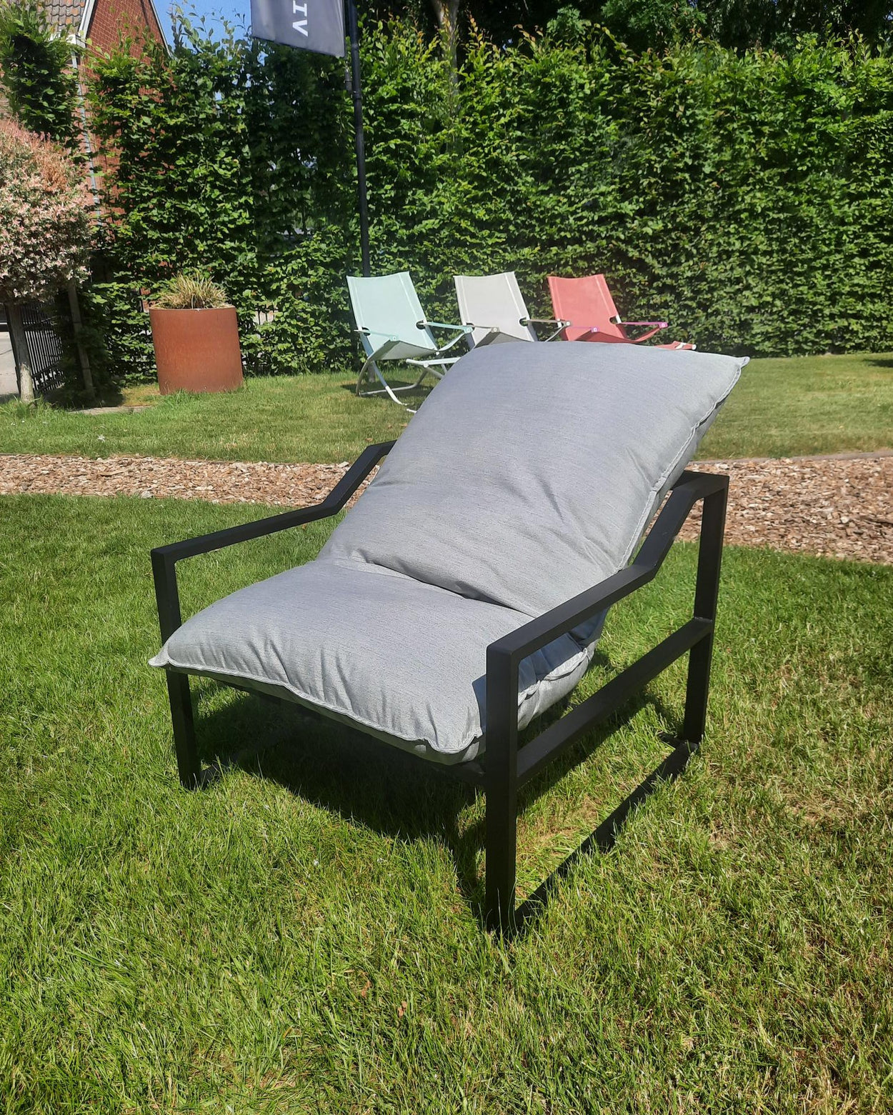 Framed Single Sofa - Grijs