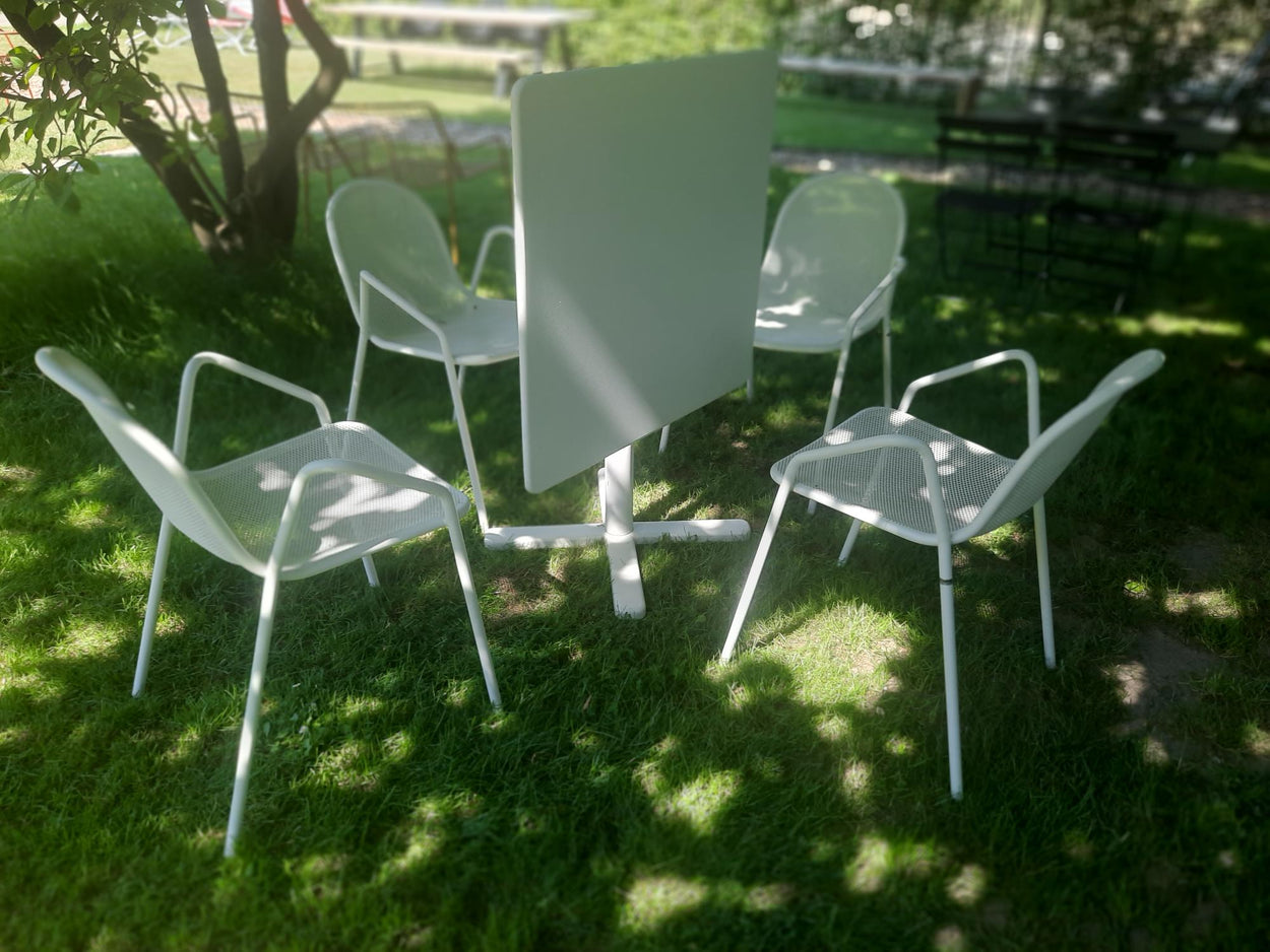 Set Darwin tafel 80x80 / Nova armchair x4