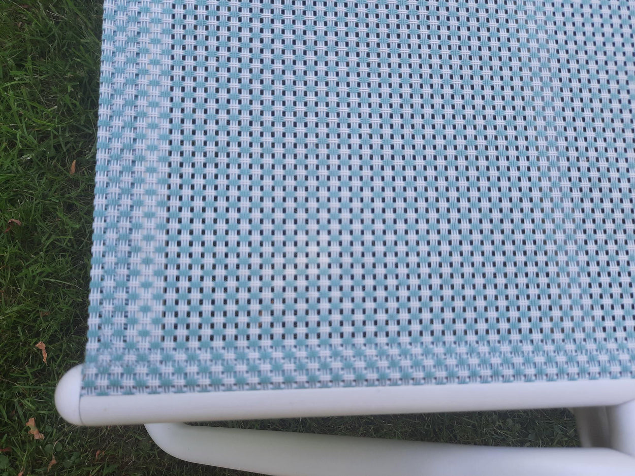 Snooze stackable Sunbed