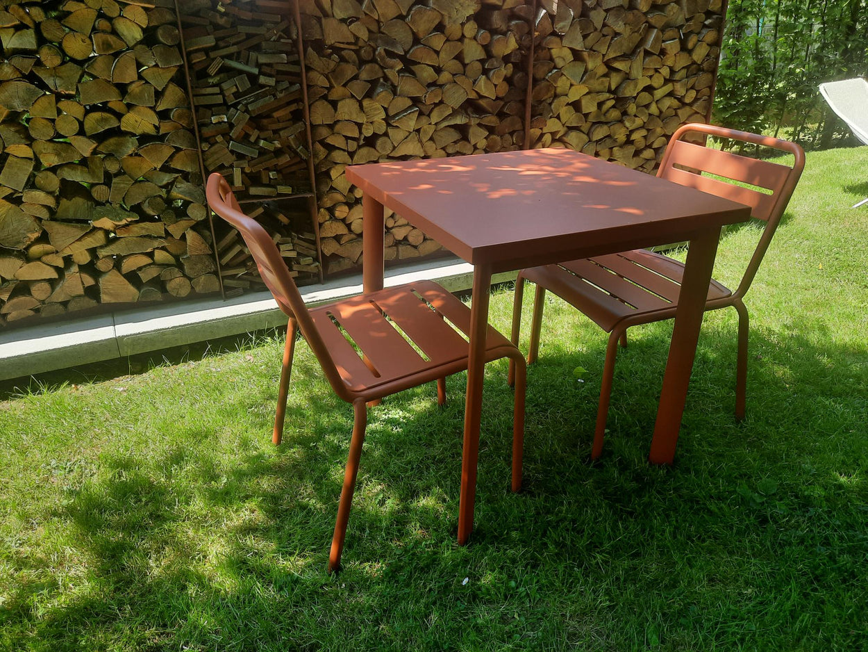 Set Star tafel 70x70 en Star chair x2