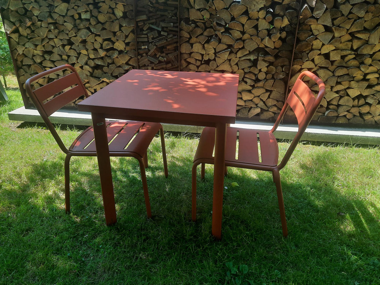 Set Star tafel 70x70 en Star chair x2