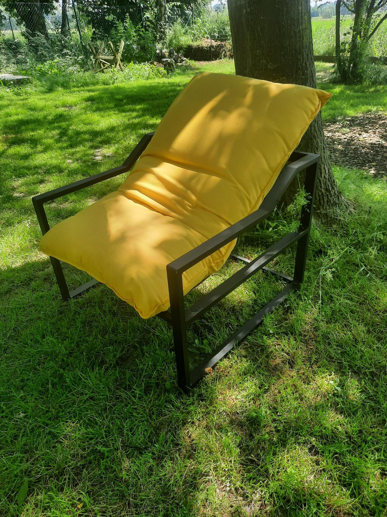 Framed Single Sofa -  Geel