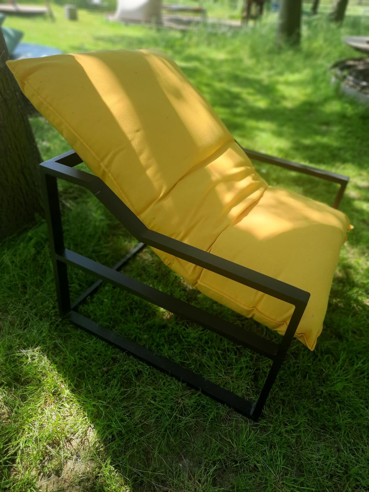 Framed Single Sofa -  Geel