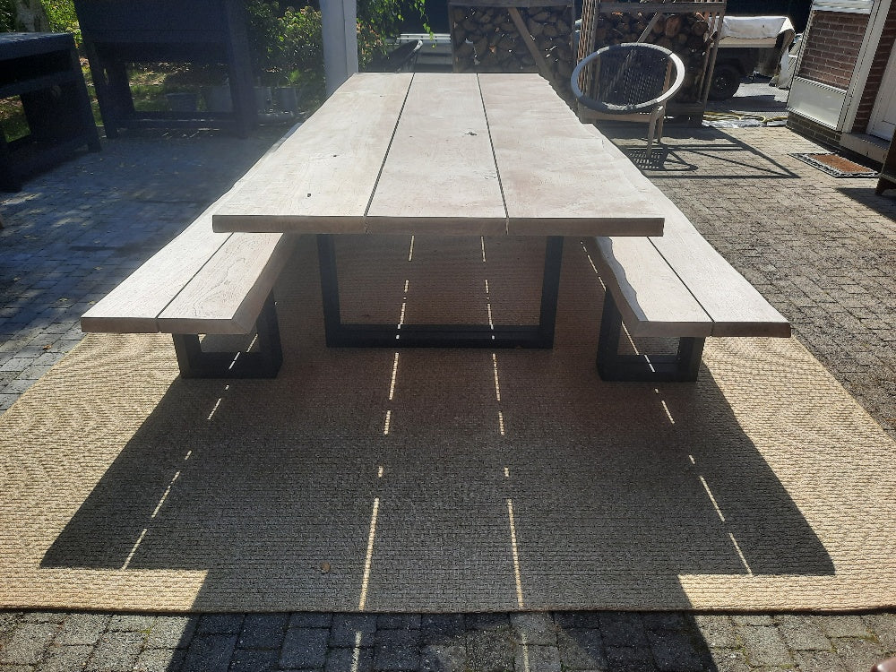Set Nature dining table en Nature Bench x2 + tapijt