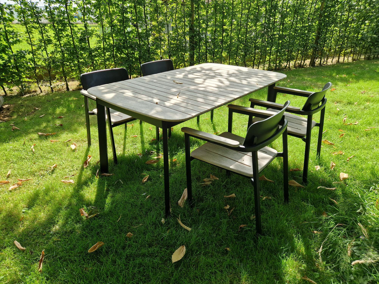 Set Shine Table Aluminium + 4x Shine armchair / teak - Black
