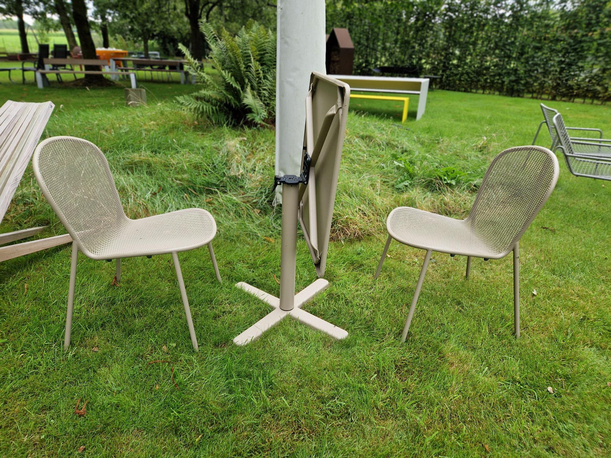 Set Darwin tafel 70x70 + Ronda X stoelen x2 - Taupe