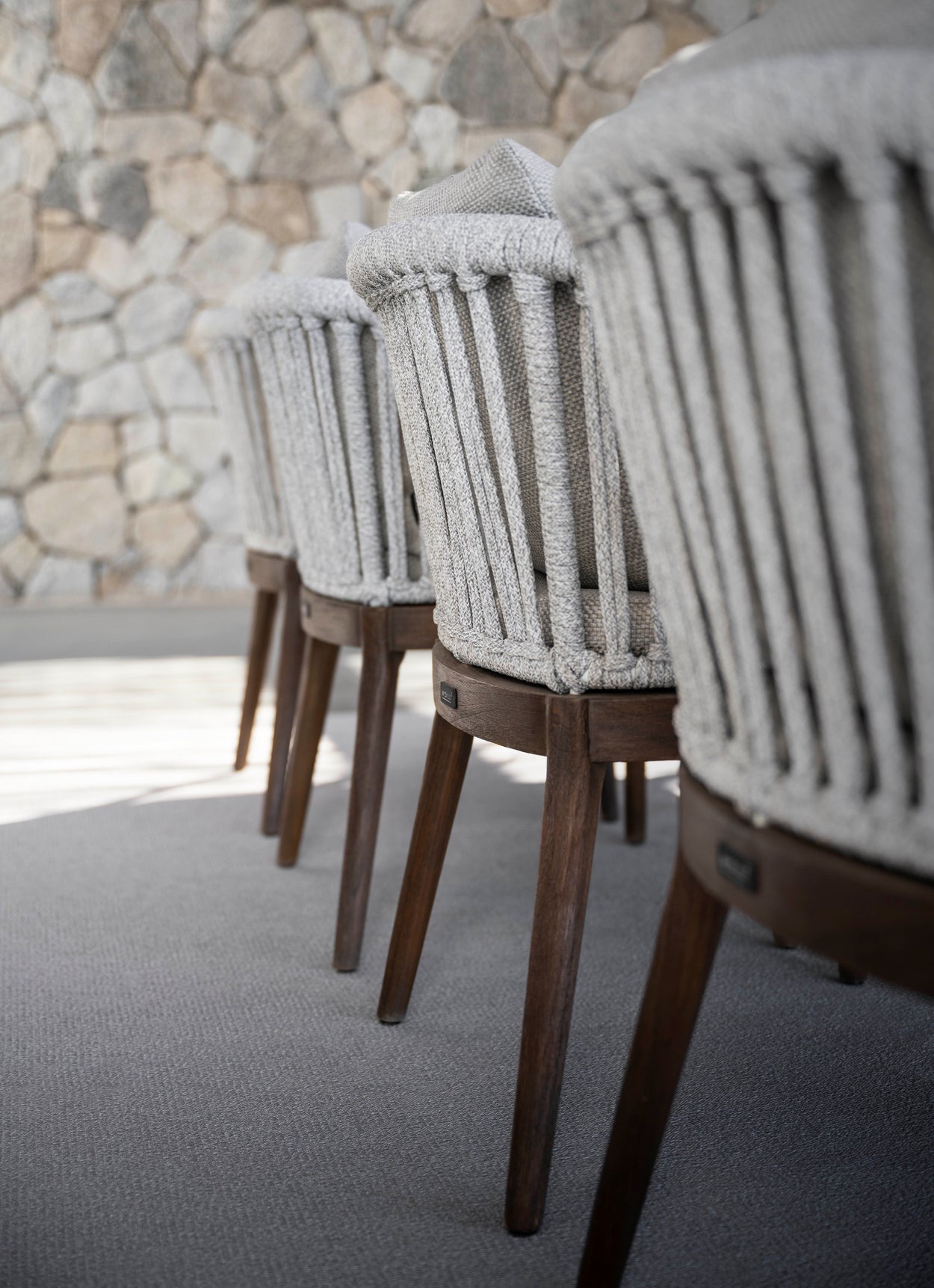 Legna - Dining armchair