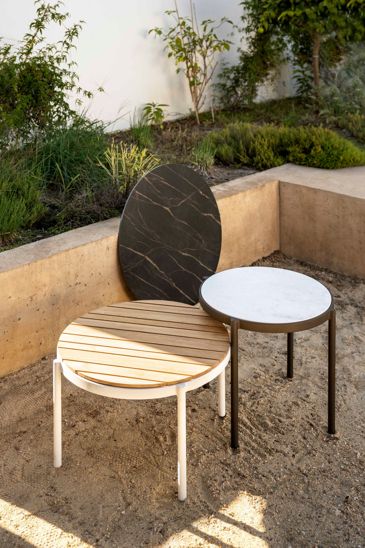 Nesting - Coffee table Ø60