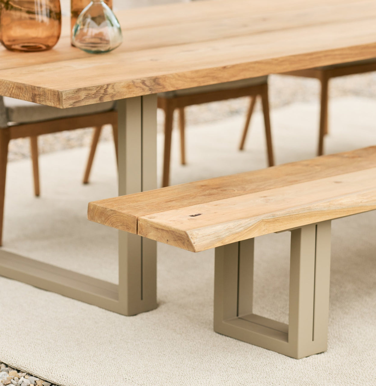 Nature - Dining table - 3 sizes - 2 colours