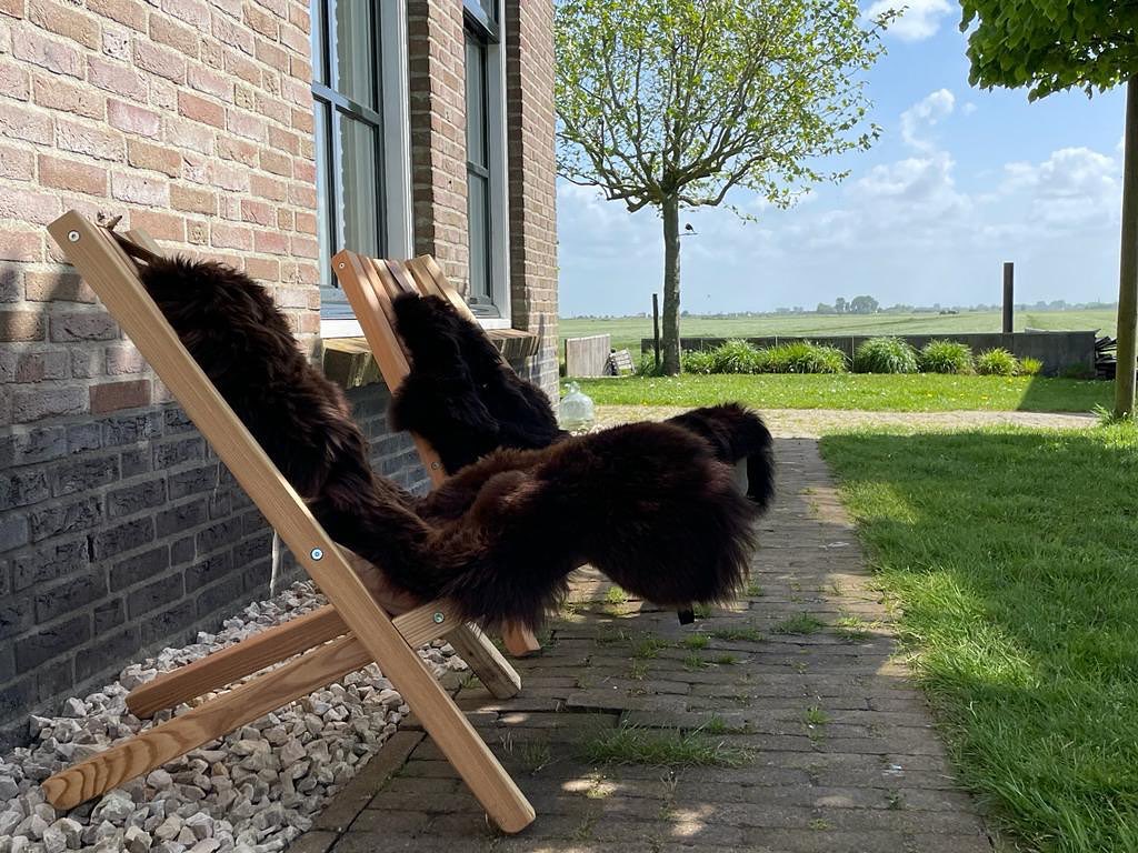 2x Fieldchair + Sheepscoat