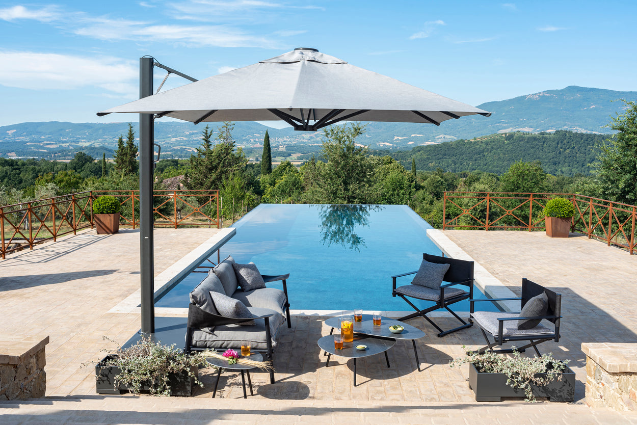 Terra Director's Lounge chair