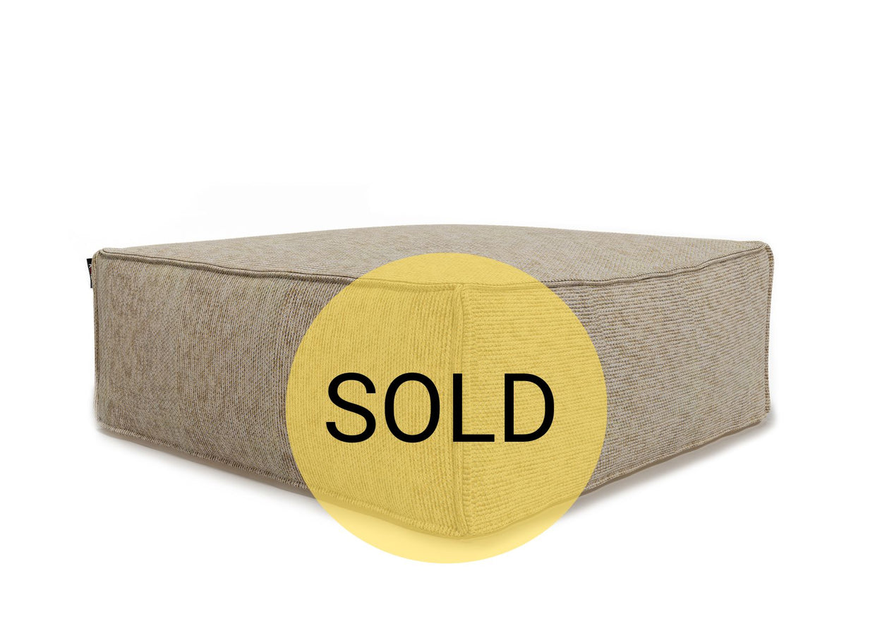 Silky Square poef, Gold out/indoor