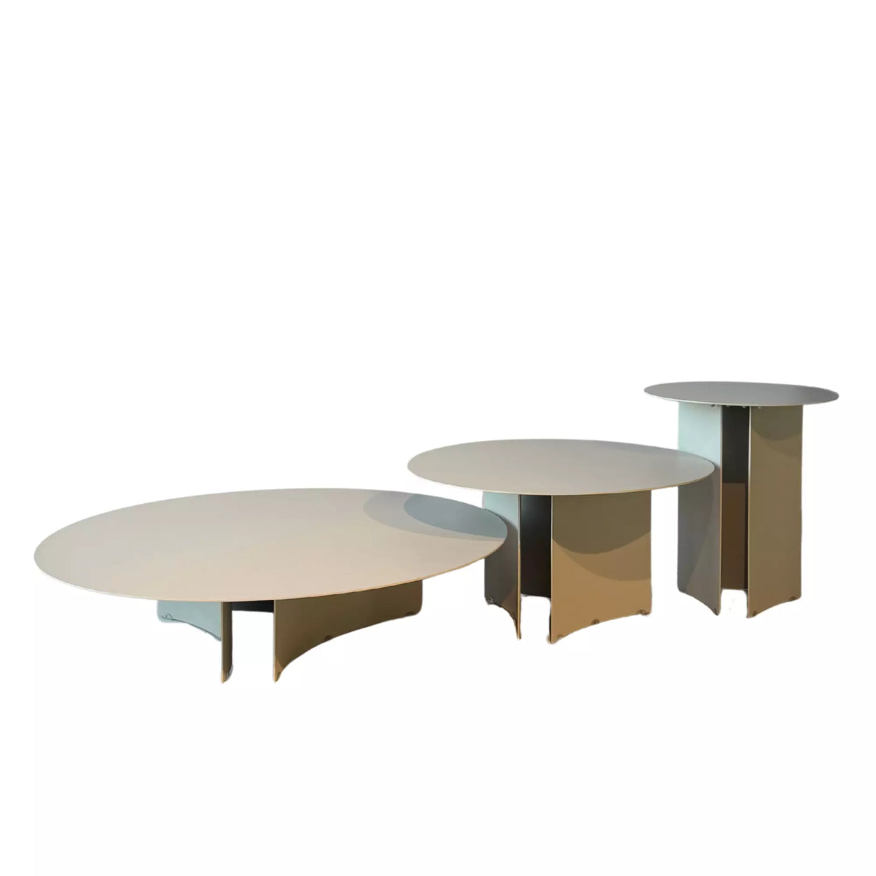 Dolly Coffee table - Medium - 2 colors