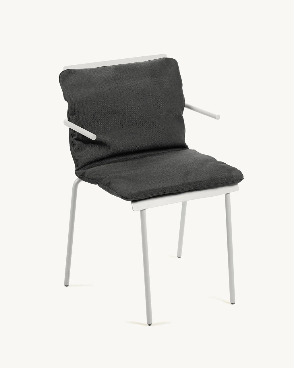 Cushion L - by Maarten baas