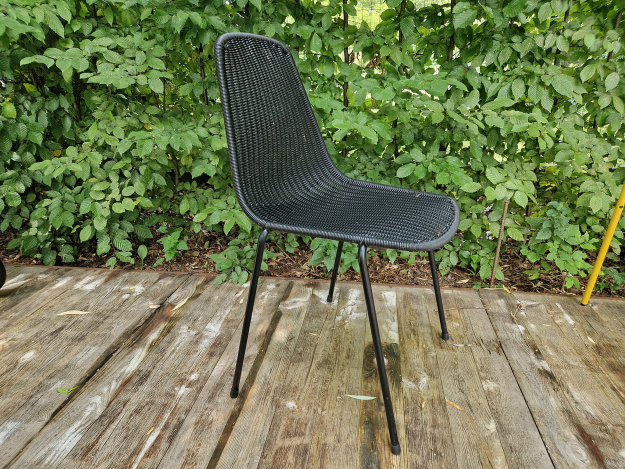 Set Urban Table XS + basket chair x2