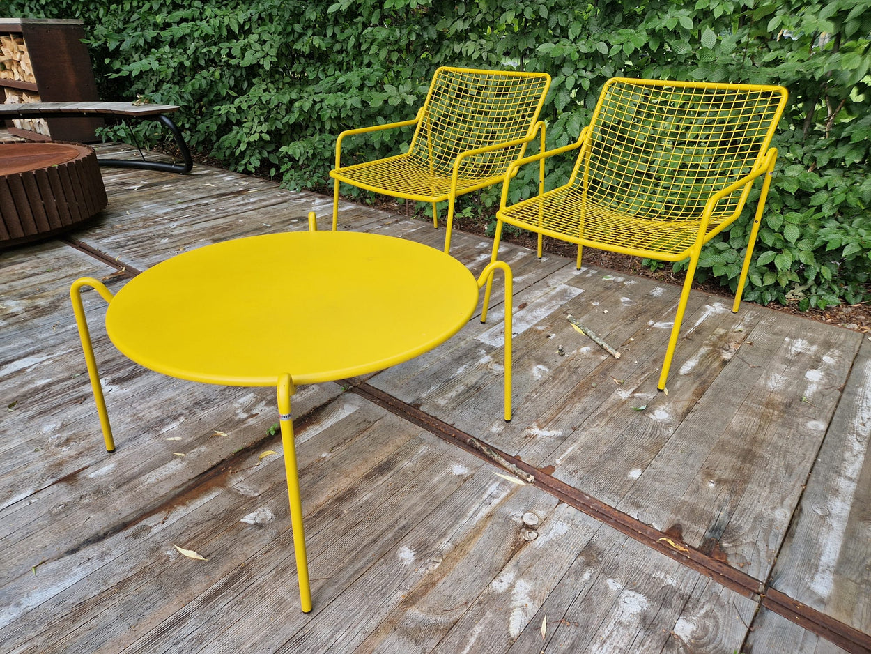 Set Rio R50 Lounge stoelen / 2 stuks + Rio R50 Coffee tafel Ø 80cm - Curry yellow