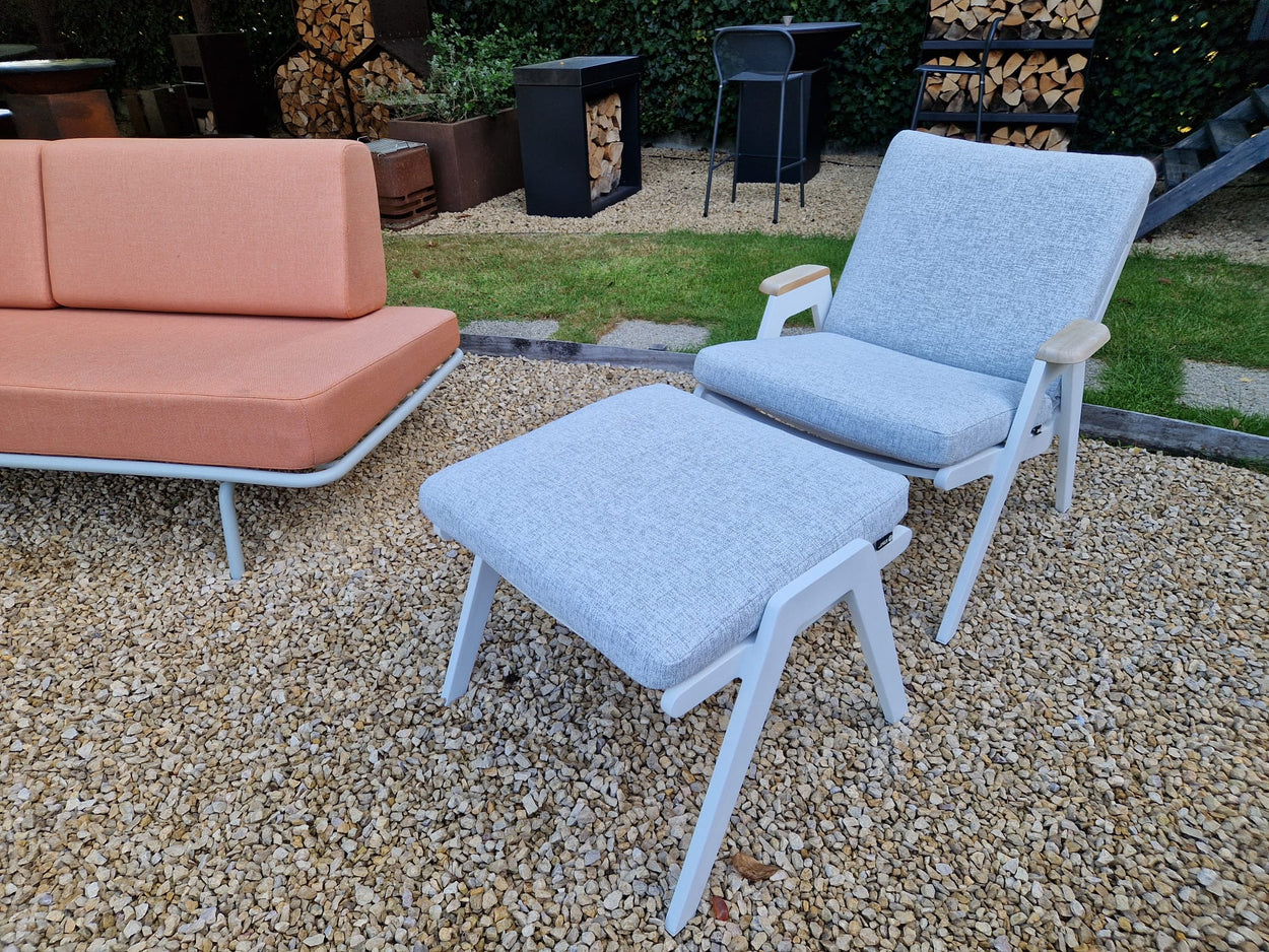 Flex Lounge chair