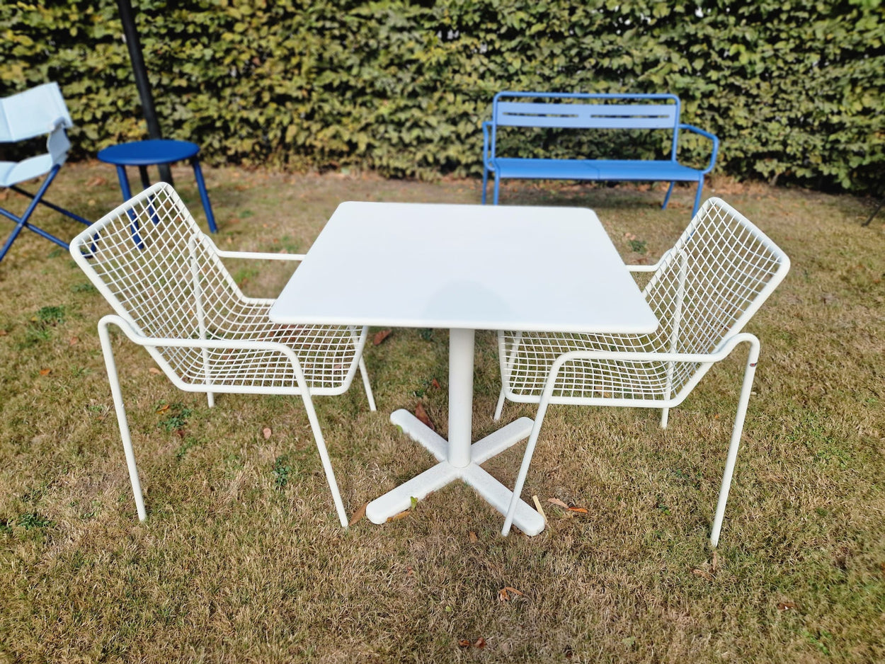 Set Darwin tafel 80x80 + Rio R50 armchair x2 - White