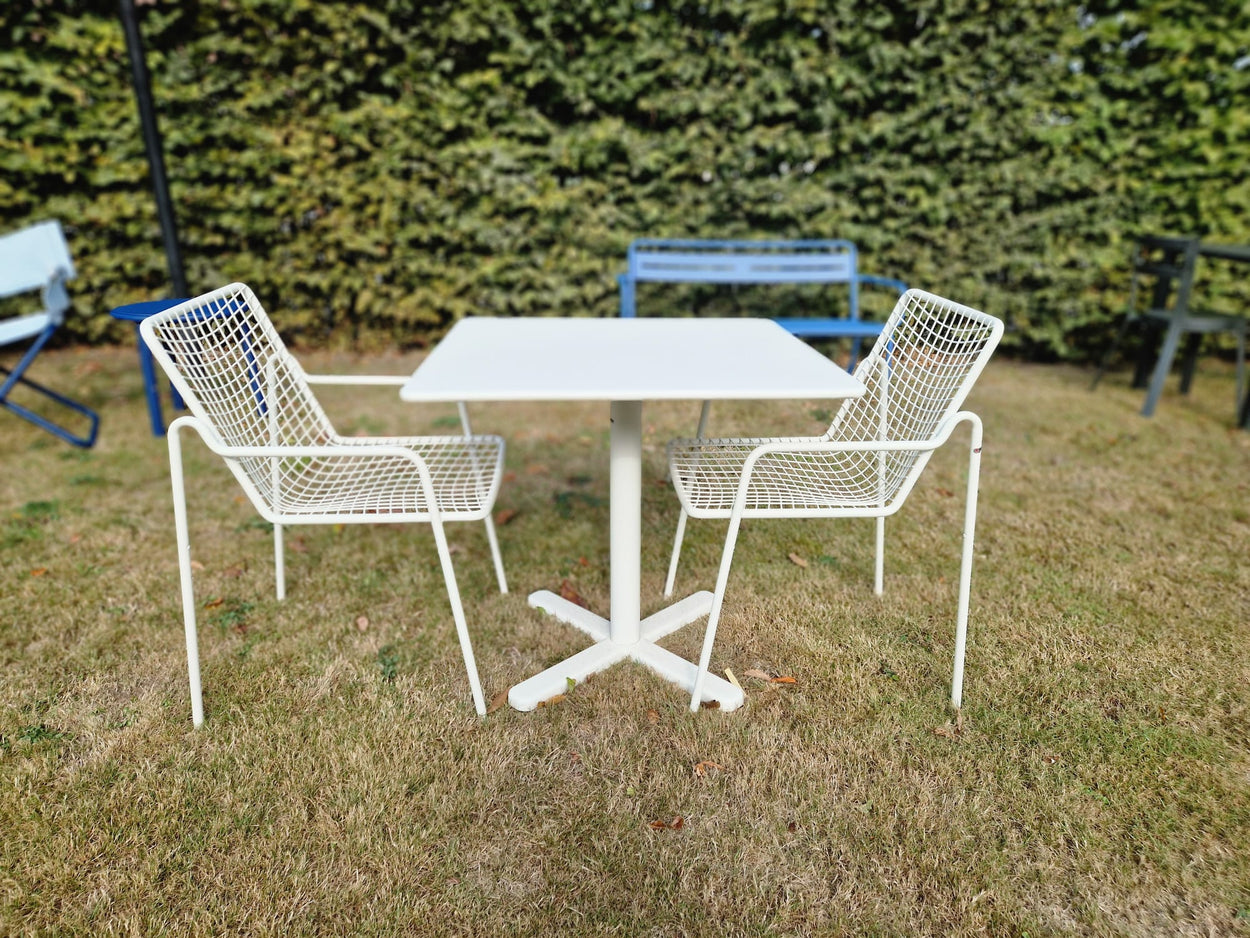 Set Darwin tafel 80x80 + Rio R50 armchair x2 - White