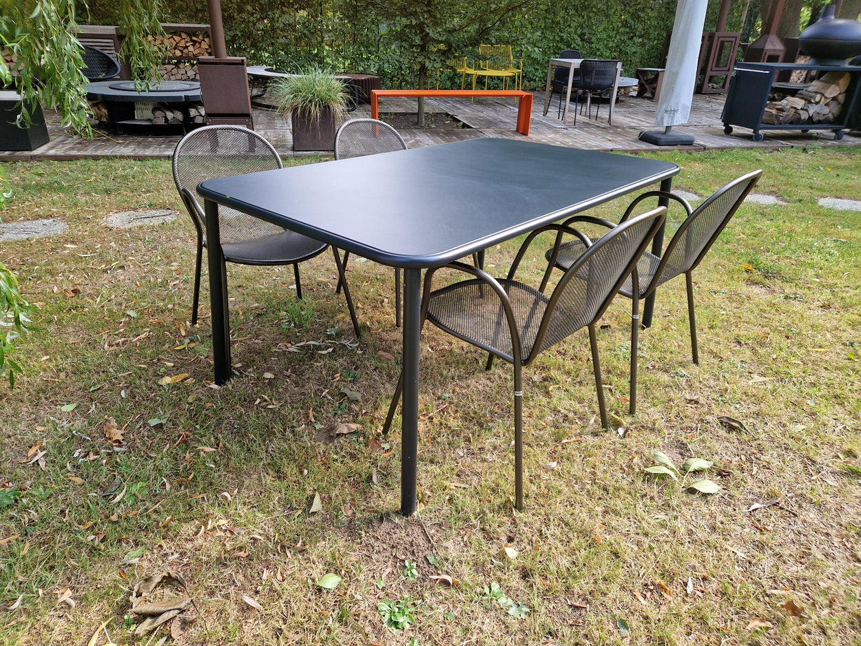 Yard tafel - aluminium - Black + 4x Ronda armchair - Indian brown