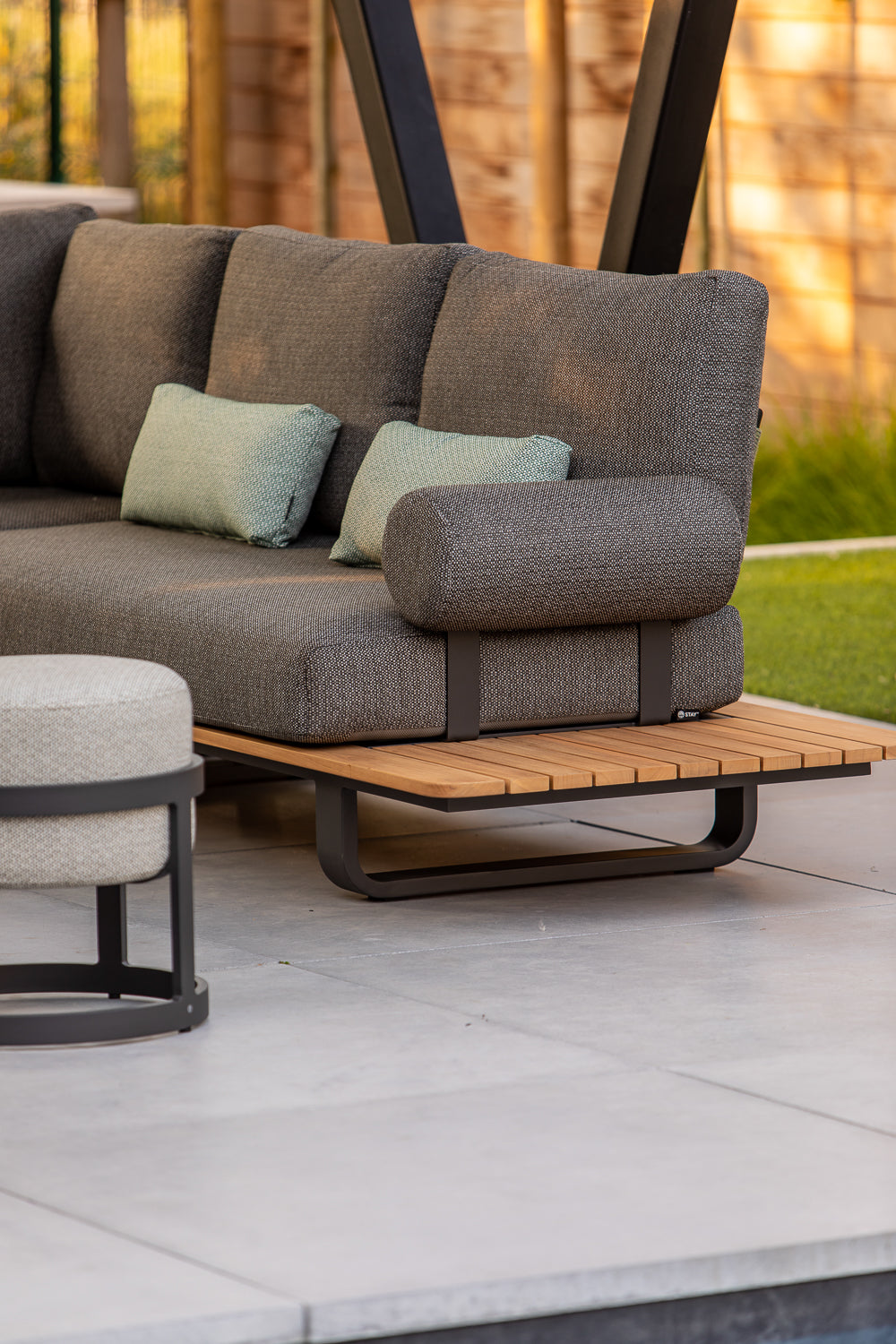 Natural Double lounge + lounge armrest - 2 kleuren