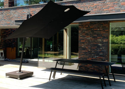 Spectra zwevende parasol 3 m - Black/Black + cover + parasolvoet