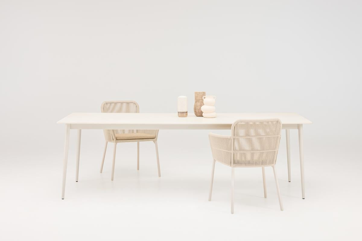 Akari Dining chair
