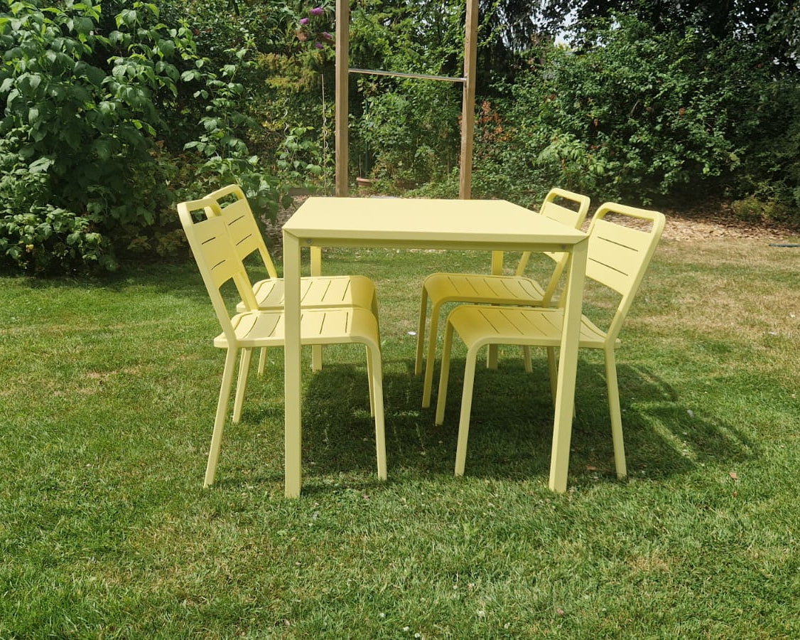 Set Urban Aluminium tafel 120x80 + 4x Urban chair - Vanille yellow