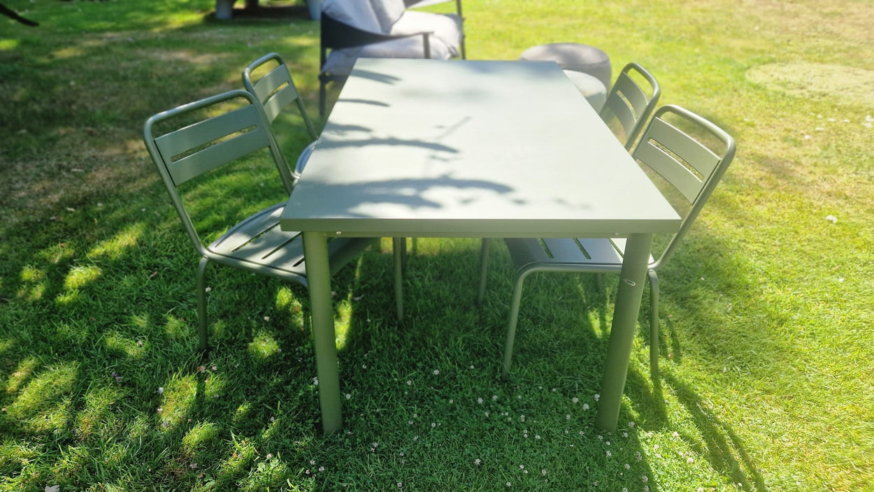 Set Star tafel 160x90 + Star chair x4 + kussens - Militairy green