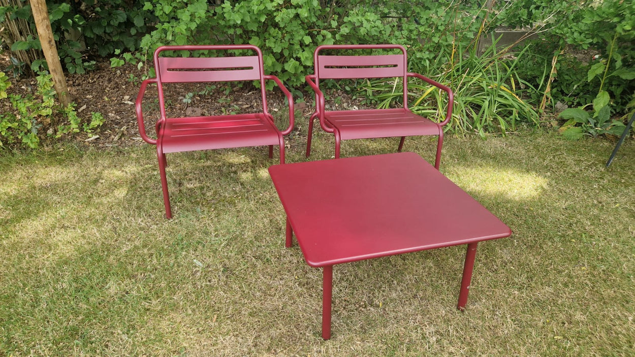 Set Star Lounge stoelen x2 + Darwin Coffee tafel 70x70 - Intense Red