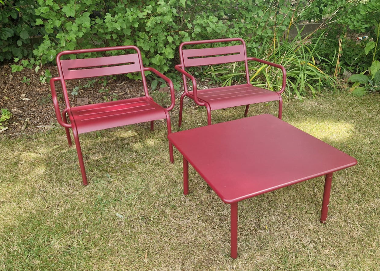 Set Star Lounge stoelen x2 + Darwin Coffee tafel 70x70 - Intense Red