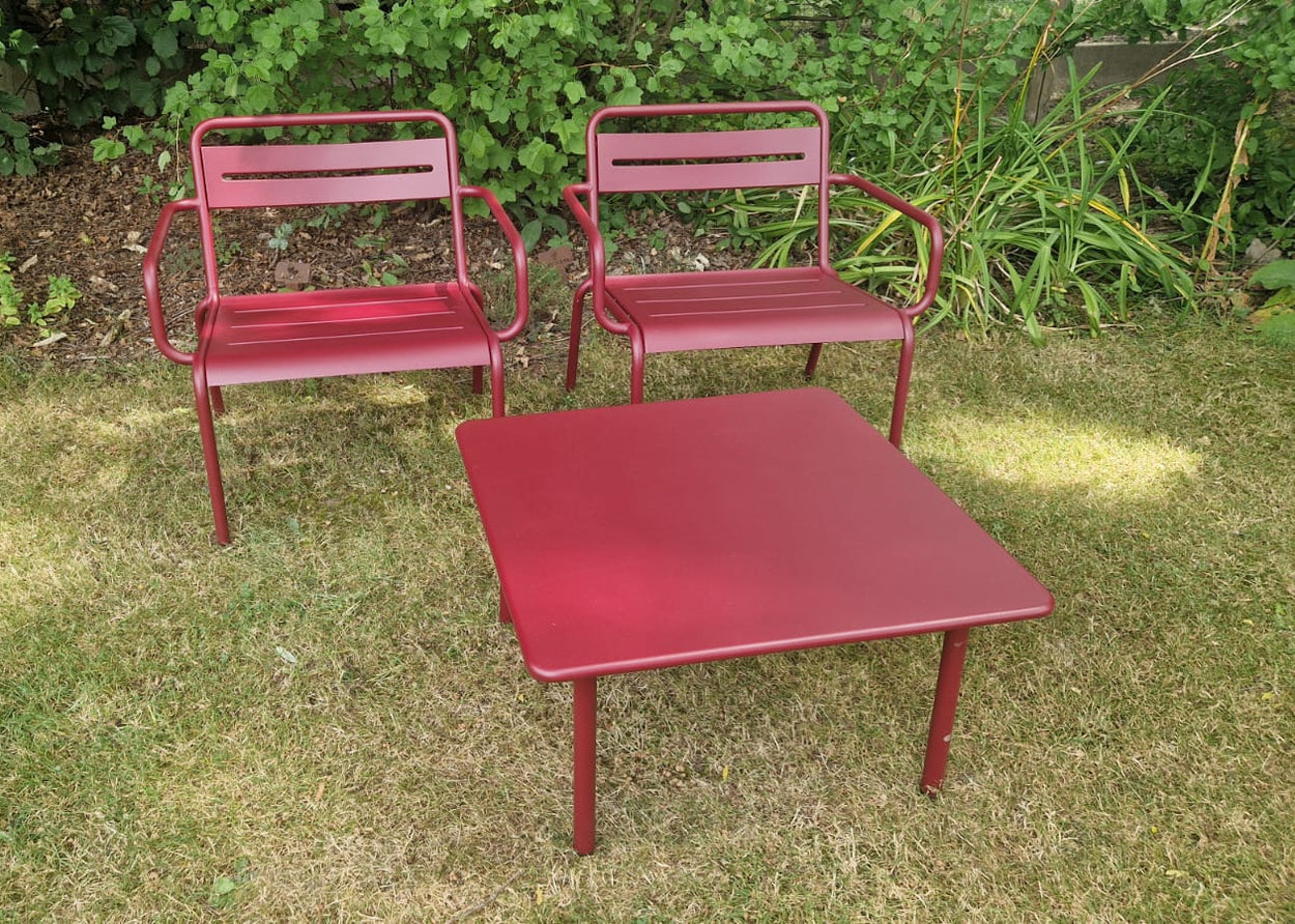 Set Star Lounge stoelen x2 + Darwin Coffee tafel 70x70 - Intense Red