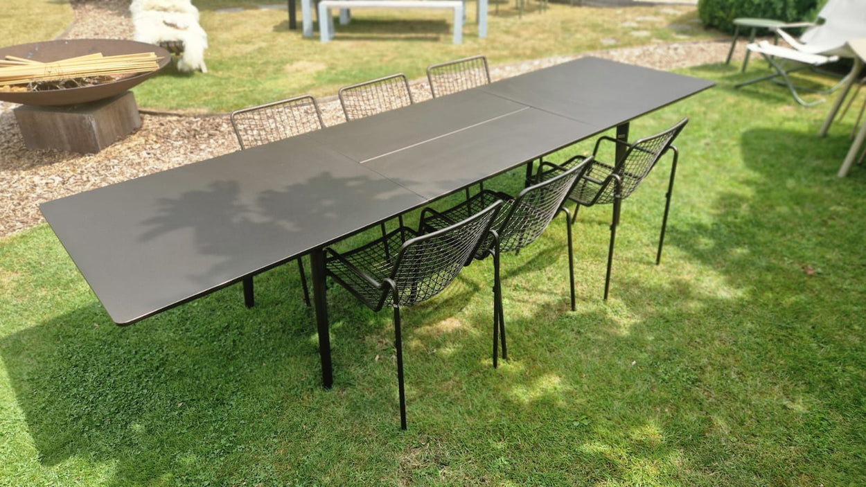 Set Plus4 tafel 220+110 + Rio R50 chair x2 + Rio R50 armchair x4