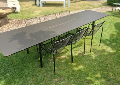 Set Plus4 tafel 220+110 + Rio R50 chair x2 + Rio R50 armchair x4