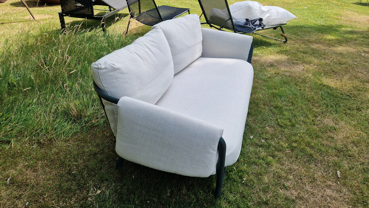 Angel 2-seater Sofa + cover