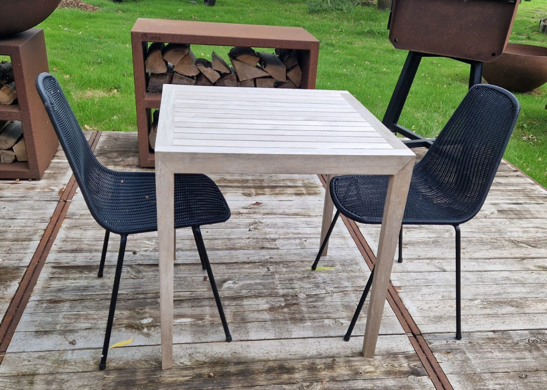 Set Urban Table XS + basket chair x2