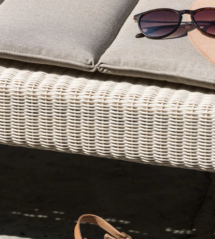 Safi Sunlounger - with arms