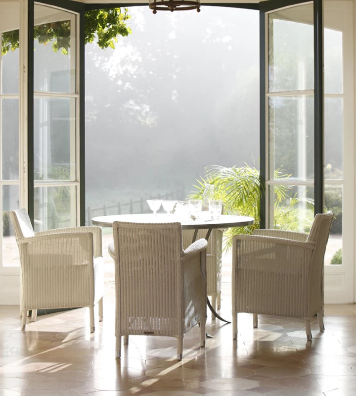 Dovile Dining chair