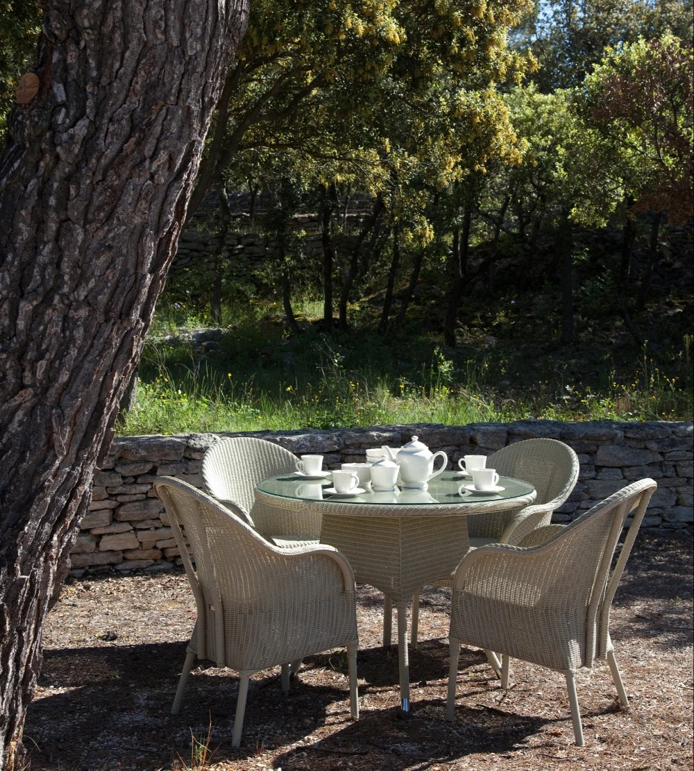 Nîmes Dining table - 2 sizes