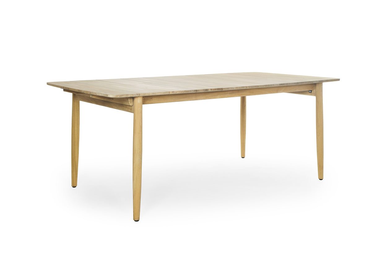 Noa dining table - 3 sizes